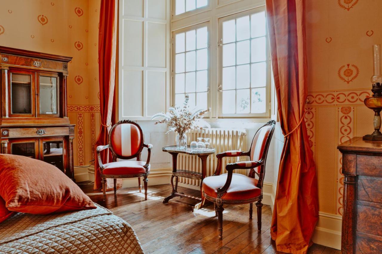 Chateau De Crazannes Bagian luar foto