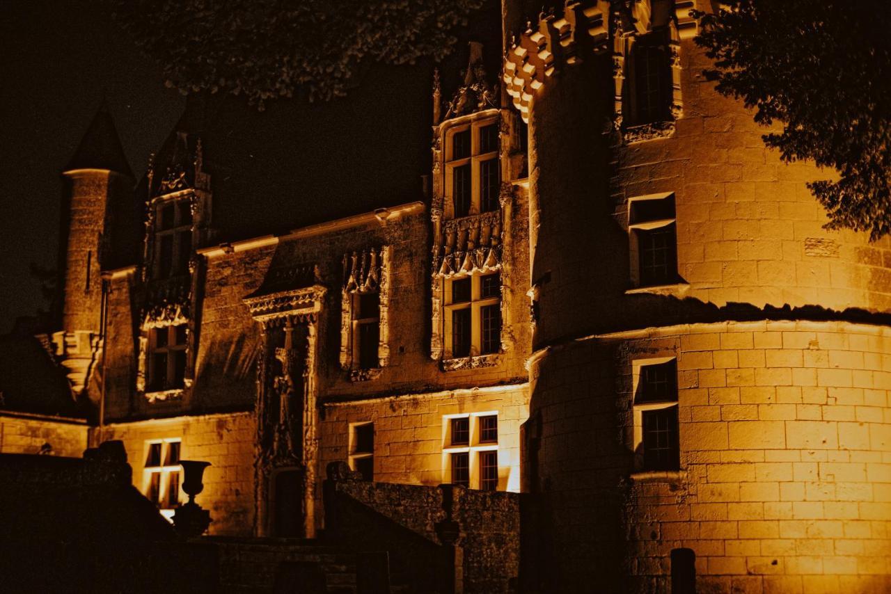 Chateau De Crazannes Bagian luar foto