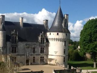 Chateau De Crazannes Bagian luar foto
